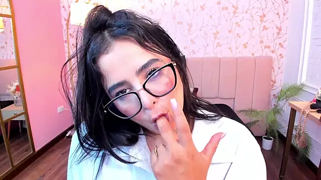 taylor_bennet 现场XXX聊天