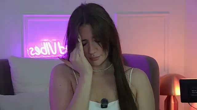 MeganStrane – Naživo XXX chat