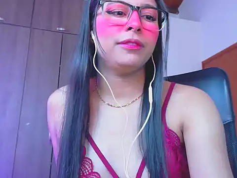 Živý XXX chat _ALLYSON18_