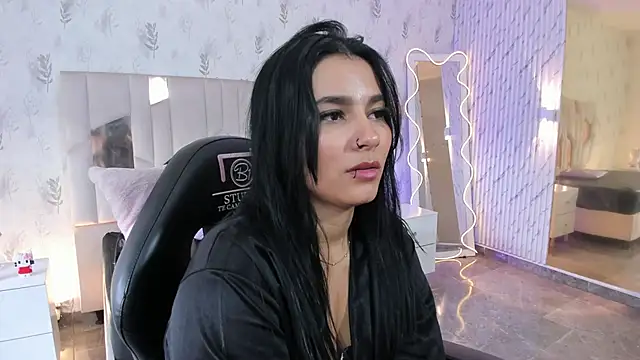 Gaby_tay1: онлайн-секс-чат