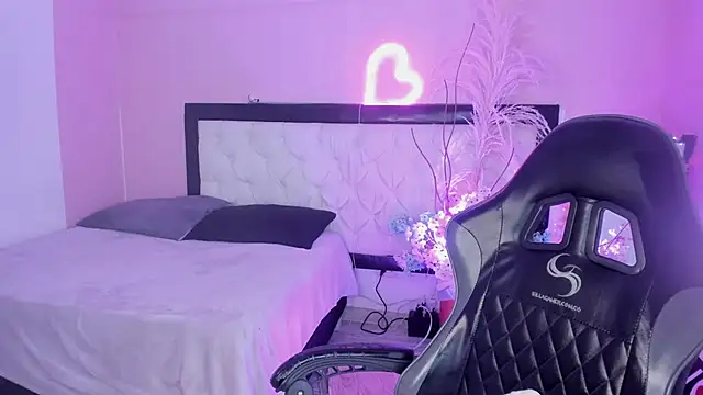 Czat XXX na żywo – Julieth_Caandy