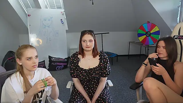 AriaAstra Live XXX-chat