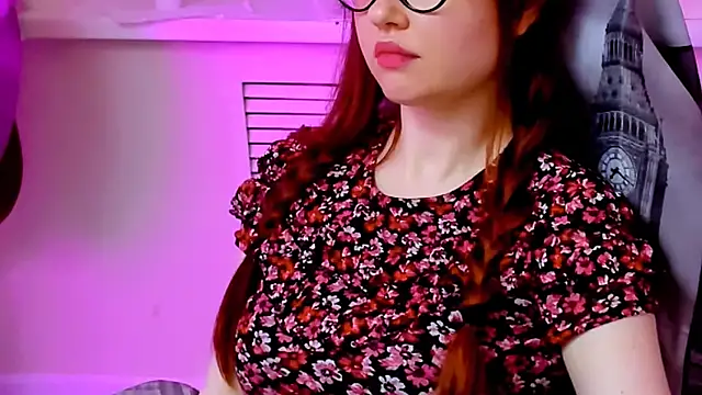 CarolGiggly Chat XXX in diretta