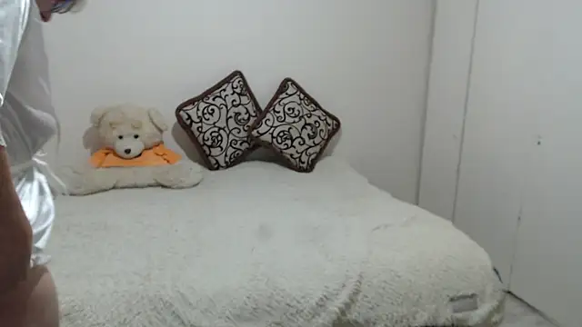Chat +18 de MargotLot ao vivo