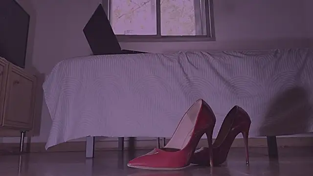 gigifontaine__ élő XXX-chatje