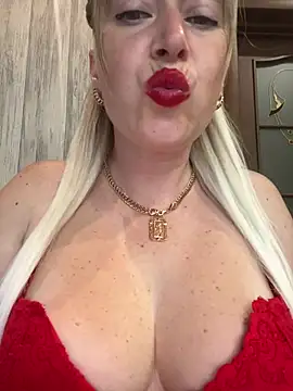 Онлайн чат XXX Kittenforyou