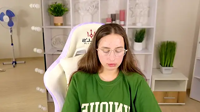 دردشة NadinnL الجنسية المباشرة