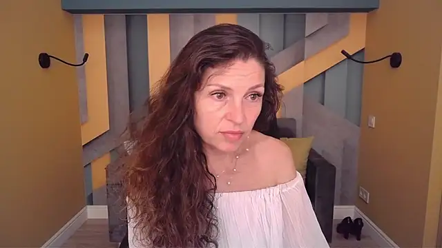 Chat XXX en directo de EllaLong