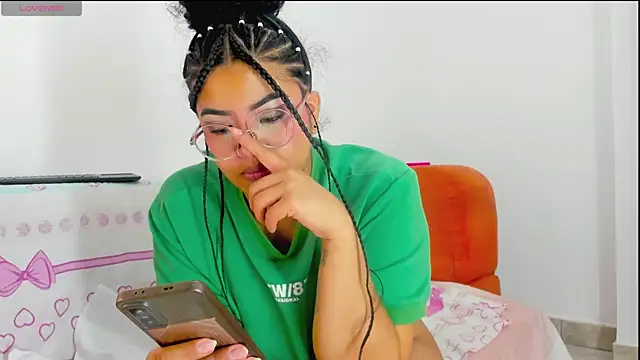 moana_taylor's Live XXX Chat
