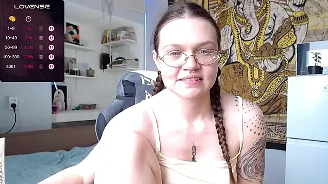 XXX chat uživo modela cranberry_hot