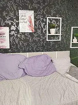 MickeQuinee Webcamshow