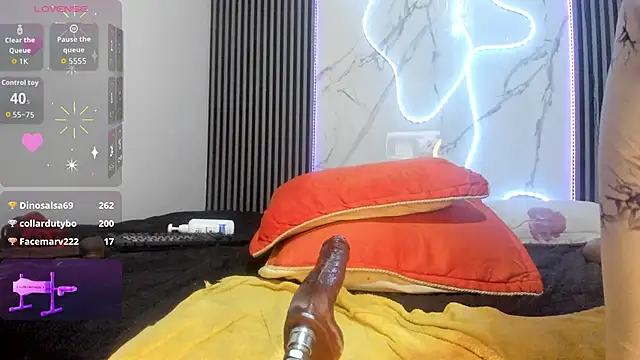 Morochaa-firen Live XXX chat