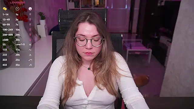 RemyCute Chat XXX in diretta