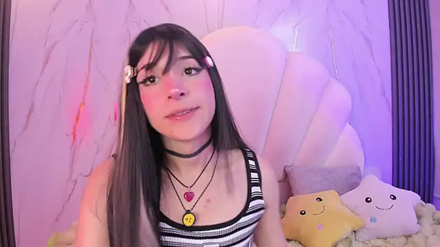 AliiceWonderland_ élő XXX-chatje