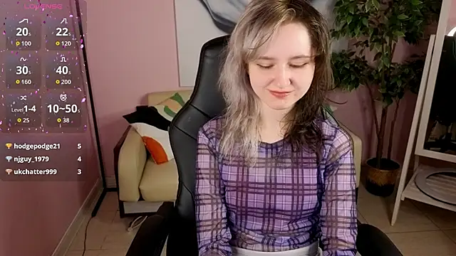 LinaVeritas' Live XXX Chat