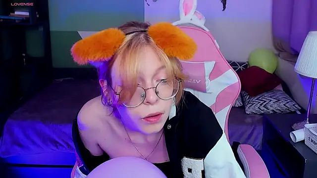 FoxxyyPolly's Live XXX Chat