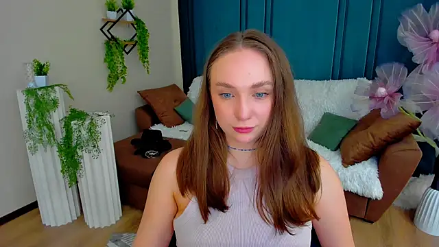 TrueReincarnation Adlı Modelin Canlı XXX Sohbeti