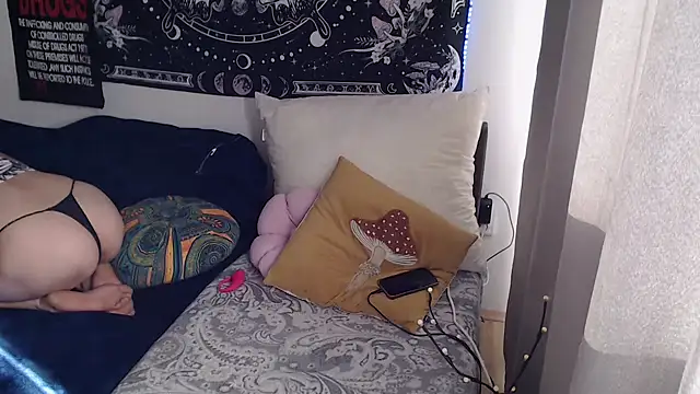 Živý XXX chat AlienforTwenty