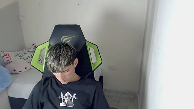 Pablito_juniorのライブXXXチャット
