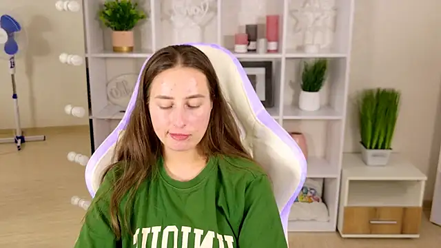 Živý XXX chat NadinnL