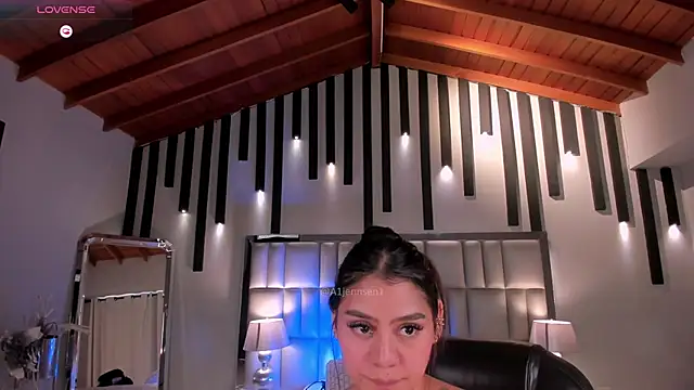 צ'אט XXX בשידור חי של AllyJensen