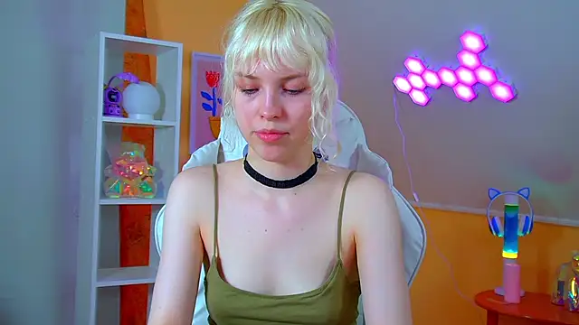 XXX chat uživo modela HannahHollis