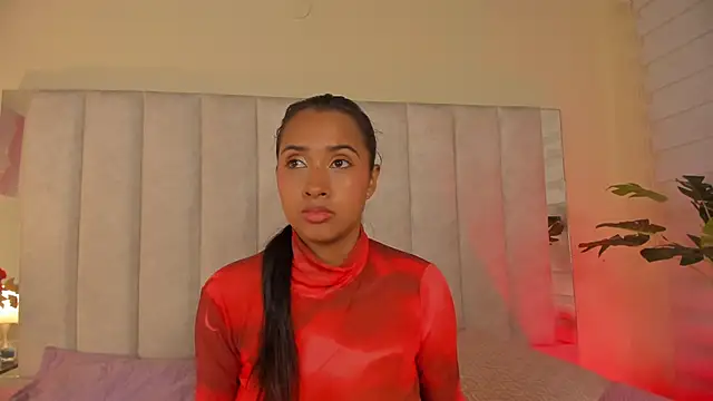 Chat +18 de anny_kiut ao vivo