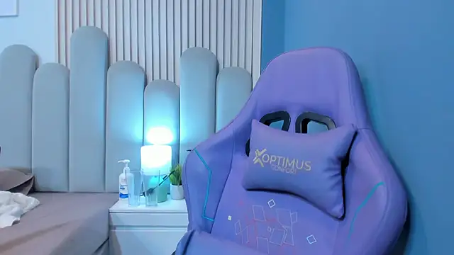 Онлайн чат XXX luly_dreams