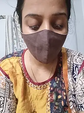 Tamil_shalini 现场XXX聊天