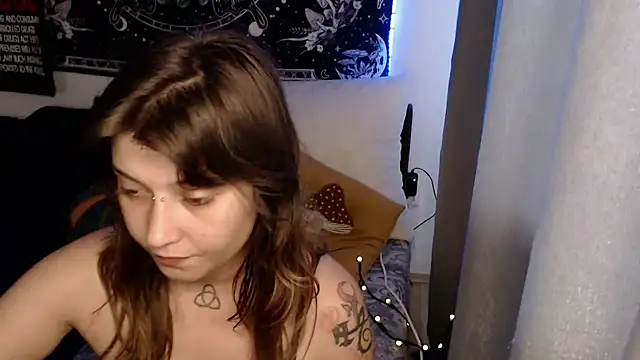 AlienforTwenty – Live XXX-chat