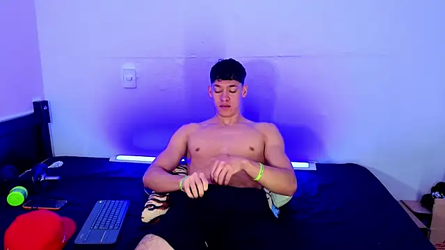 Chat XXX Live Luke_Muscle
