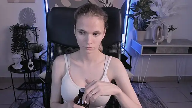 effyfetcher's Live XXX Chat