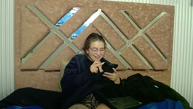 _isaabellaa Adlı Modelin Canlı XXX Sohbeti