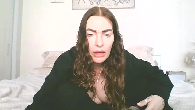 EllaKent Chat XXX in diretta