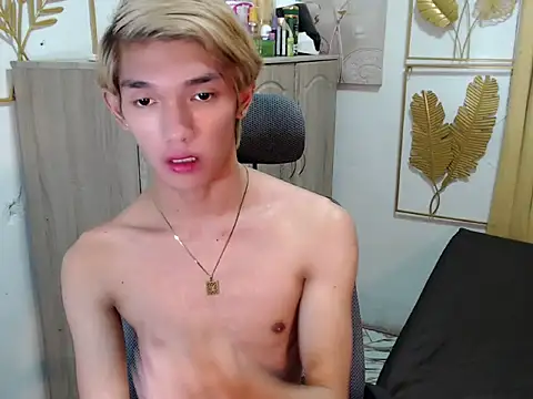 Chat XXX ao vivo de urasian_john18