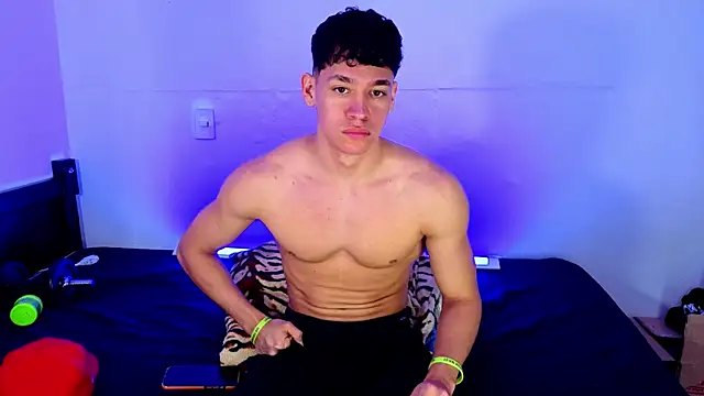 Živý XXX chat Luke_Muscle
