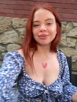 XXX chat uživo modela RedheadQueen_