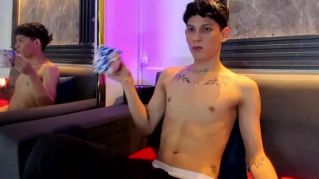 Brianhot0F Live XXX-chat
