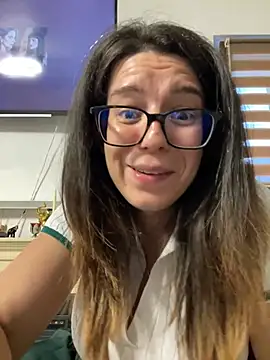 NadiraNoor: απευθείας συνομιλία ΧΧΧ