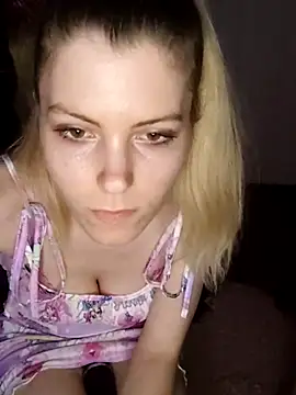 Chat XXX en directo de MochiNy4n