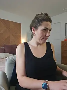 Chatroom XXX en direct de Ellie-Elizabeth