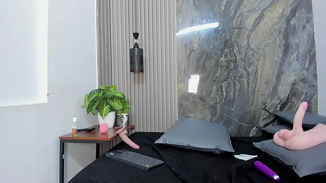 ScarletDollxxx – Live XXX-chat