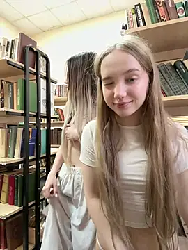 bambi_lu's Live XXX Chat