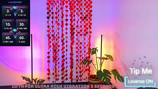 Sarasavage's Live XXX Chat