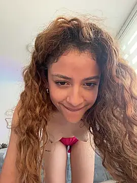 צ'אט XXX בשידור חי של alana15