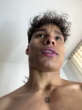 Chat +18 de NelModel1 ao vivo