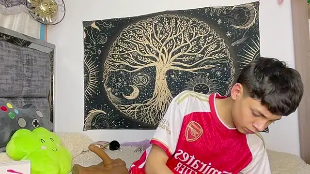 Andy_Belier23 Obrolan Langsung XXX