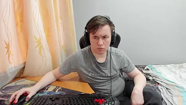 iliaskrislove élő XXX-chatje