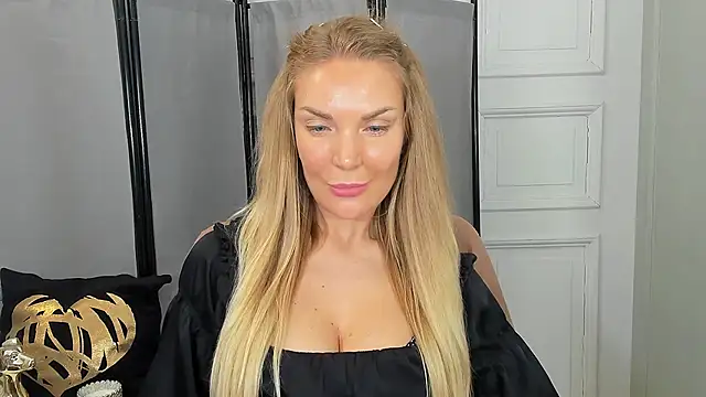 AulloraHoney – Live XXX-chat