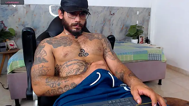 Chat XXX Live hanz_col